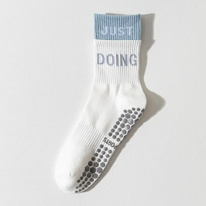 Thick Winter Socks – Warm & Cozy for Cold Weather
